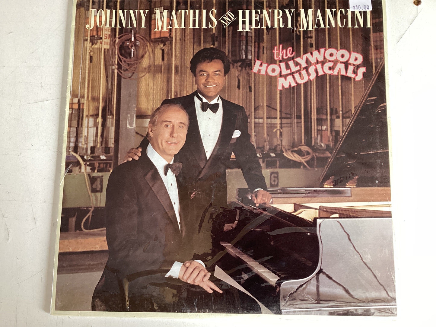 MATHIS, JOHNNY AND MANCINI, HENRY = THE HOLLYWOOD MUSICALS (CDA 1986) (USED)