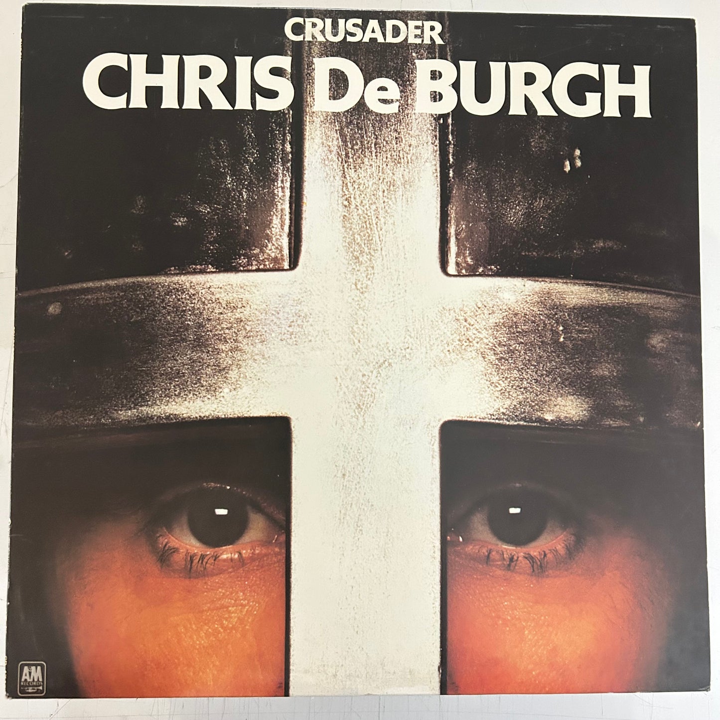 DE BURGH, CHRIS = CRUSADER (CDN 1979) (USED)