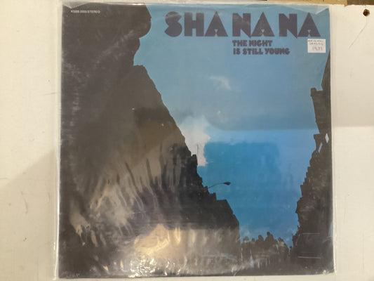SHA NA NA = THE NIGHT IS STILL YOUNG (CDA 1972) (USED)