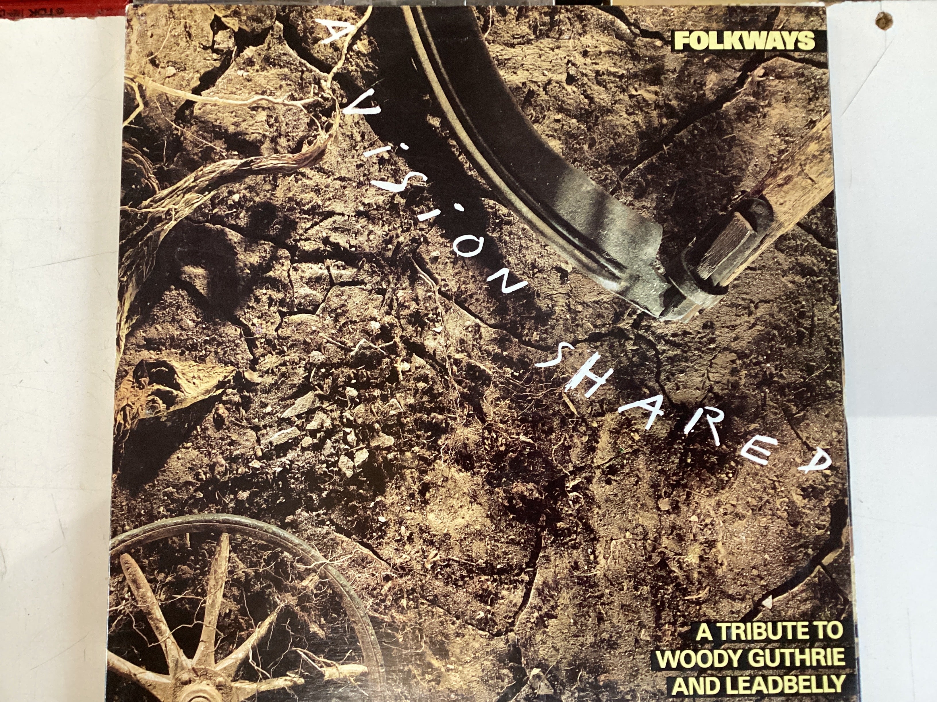 FOLKWAYS: A VISION SHARED (CDA 1988) (USED)