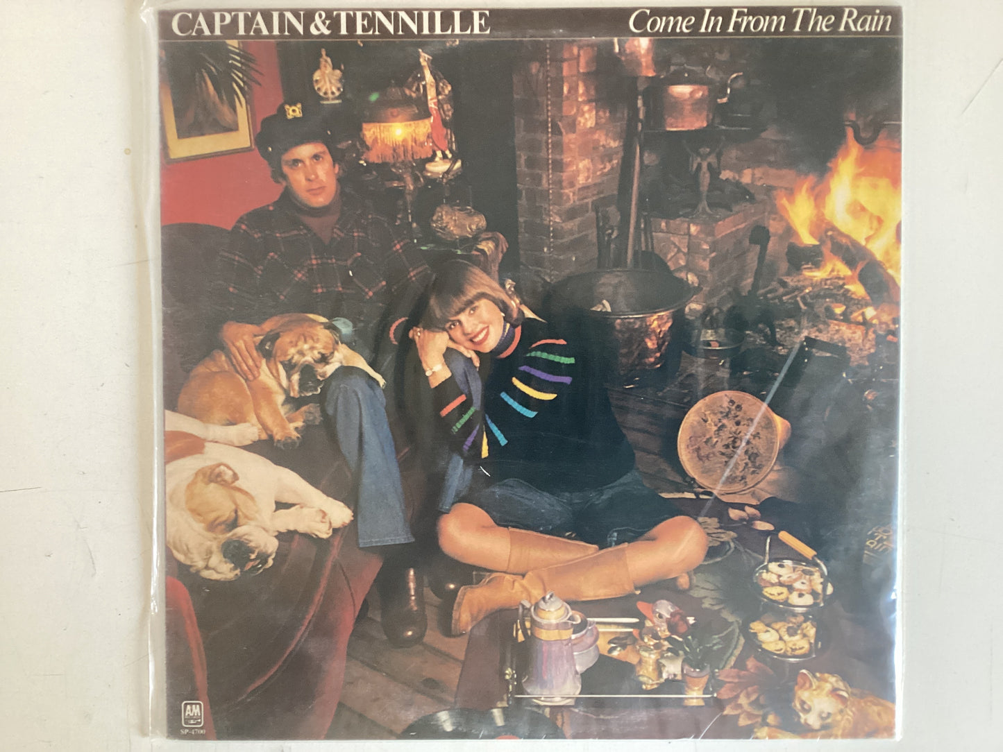 CAPTAIN & TENNILLE = COME IN FROM THE RAIN (USA 1977) (USED)