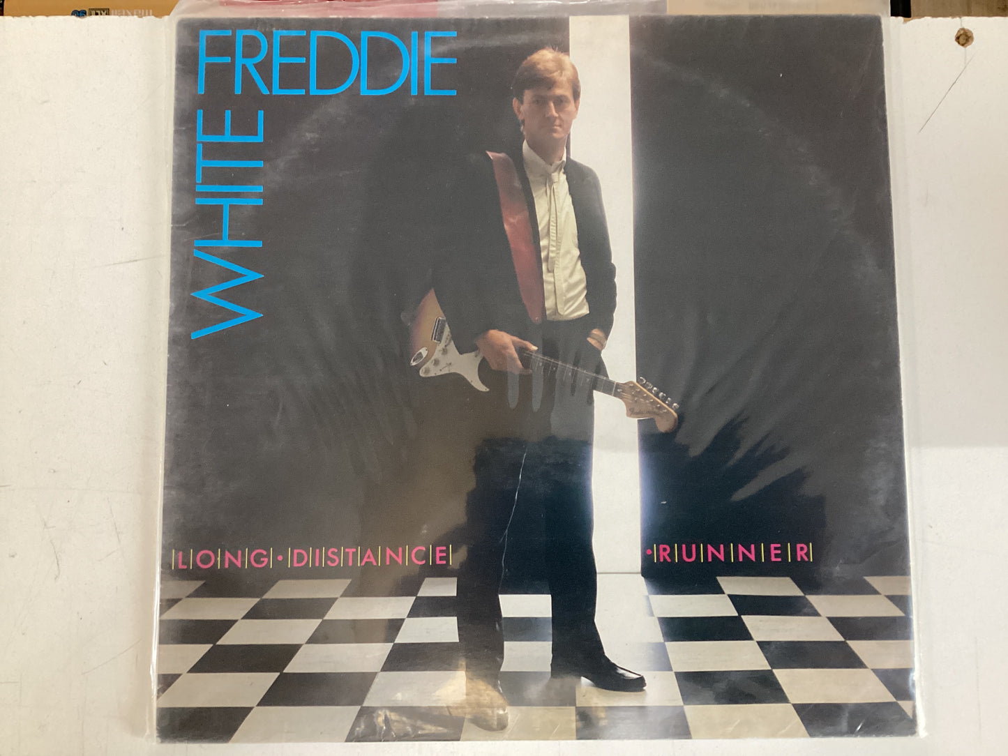 WHITE, FREDDIE = LONG DISTANCE RUNNER (IRE 1985) (USED)