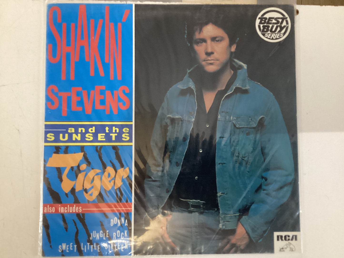 SHAKIN’ STEVENS AND THE SUNSETS = TIGER (CDA 1983) (USED)