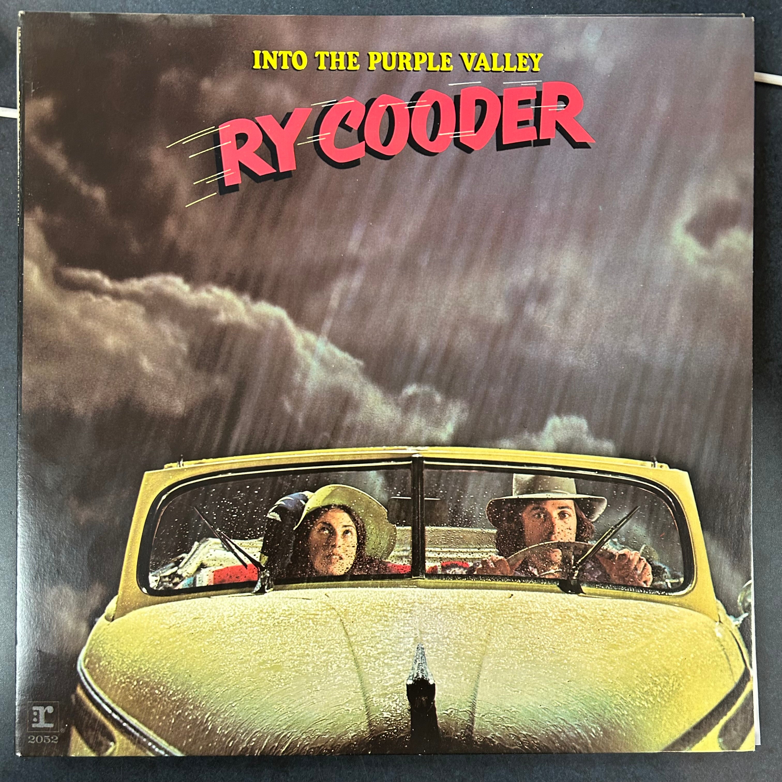 COODER, RY = INTO THE PURPLE VALLEY (CDN 1970s REISSUE) (USED)