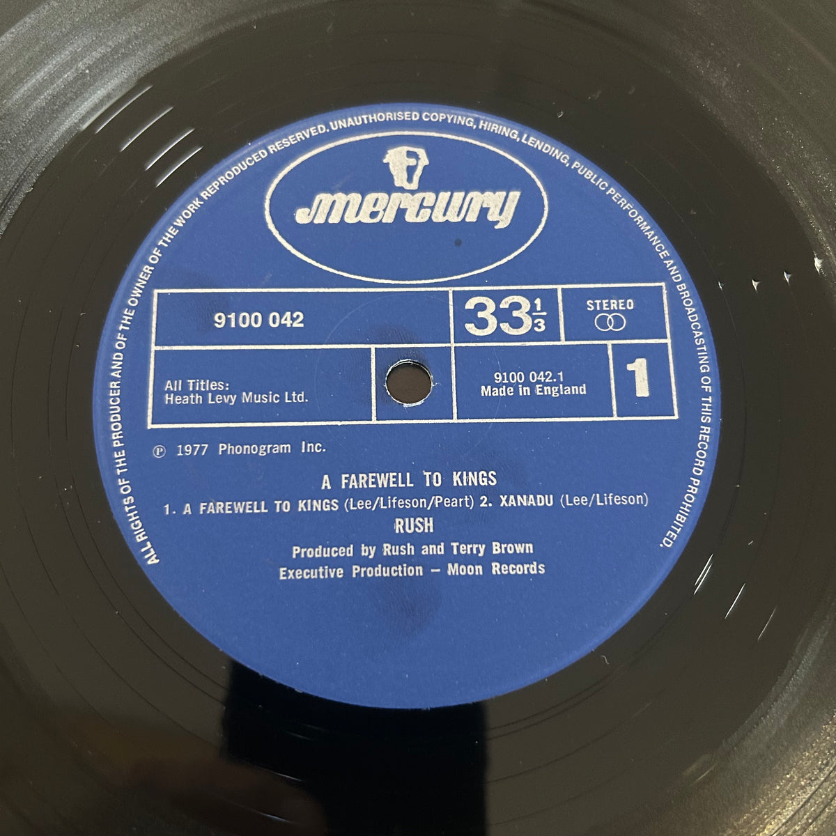 RUSH = A FAREWELL TO KINGS (UK 1977) (USED)