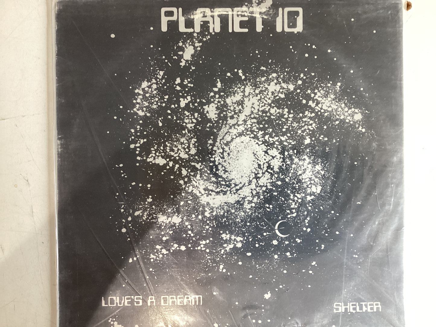PLANET 10 = LOVE’S A DREAM (USA 1985) (USED)
