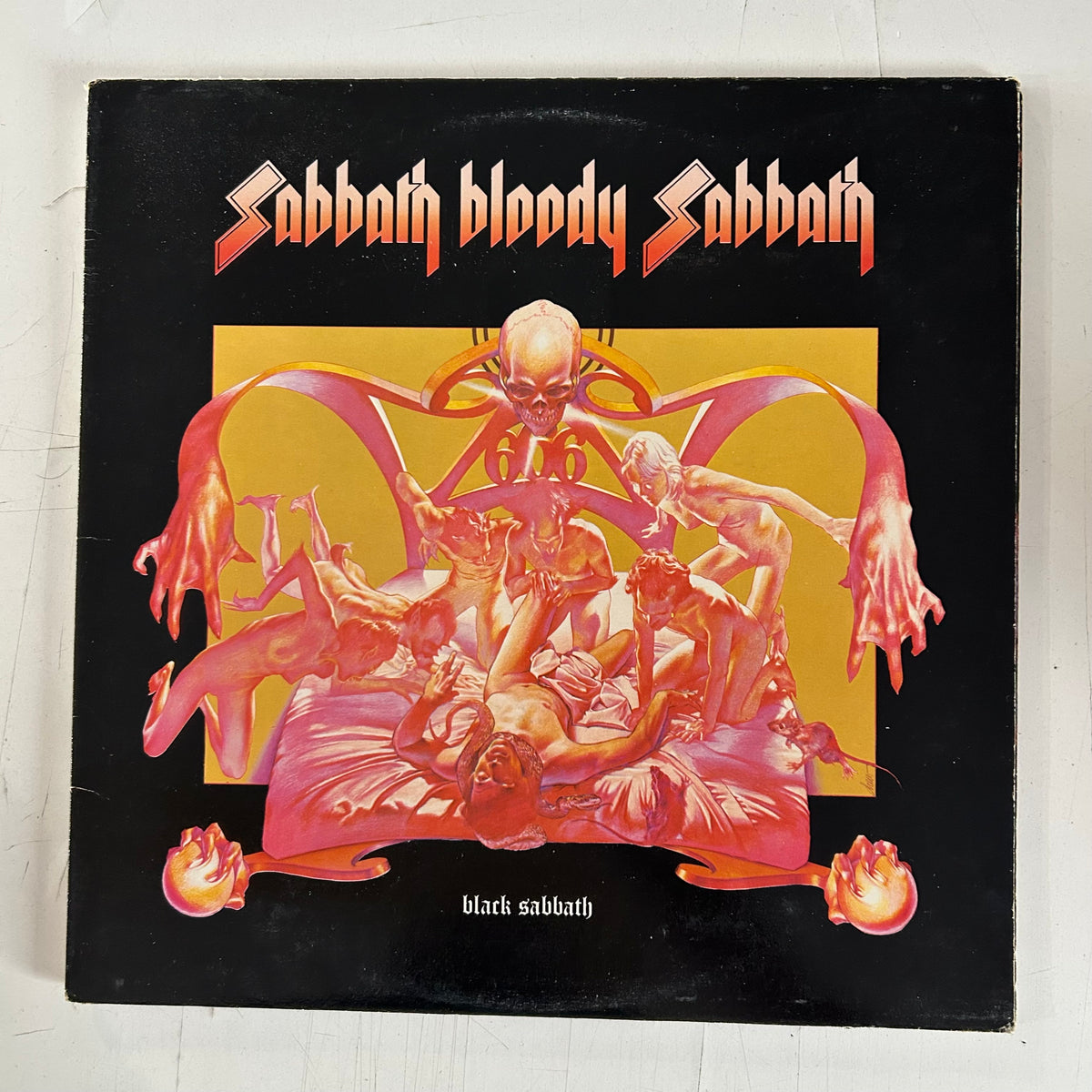 BLACK SABBATH = SABBATH, BLOODY SABBATH (CDN 1970s REISSUE) (USED)