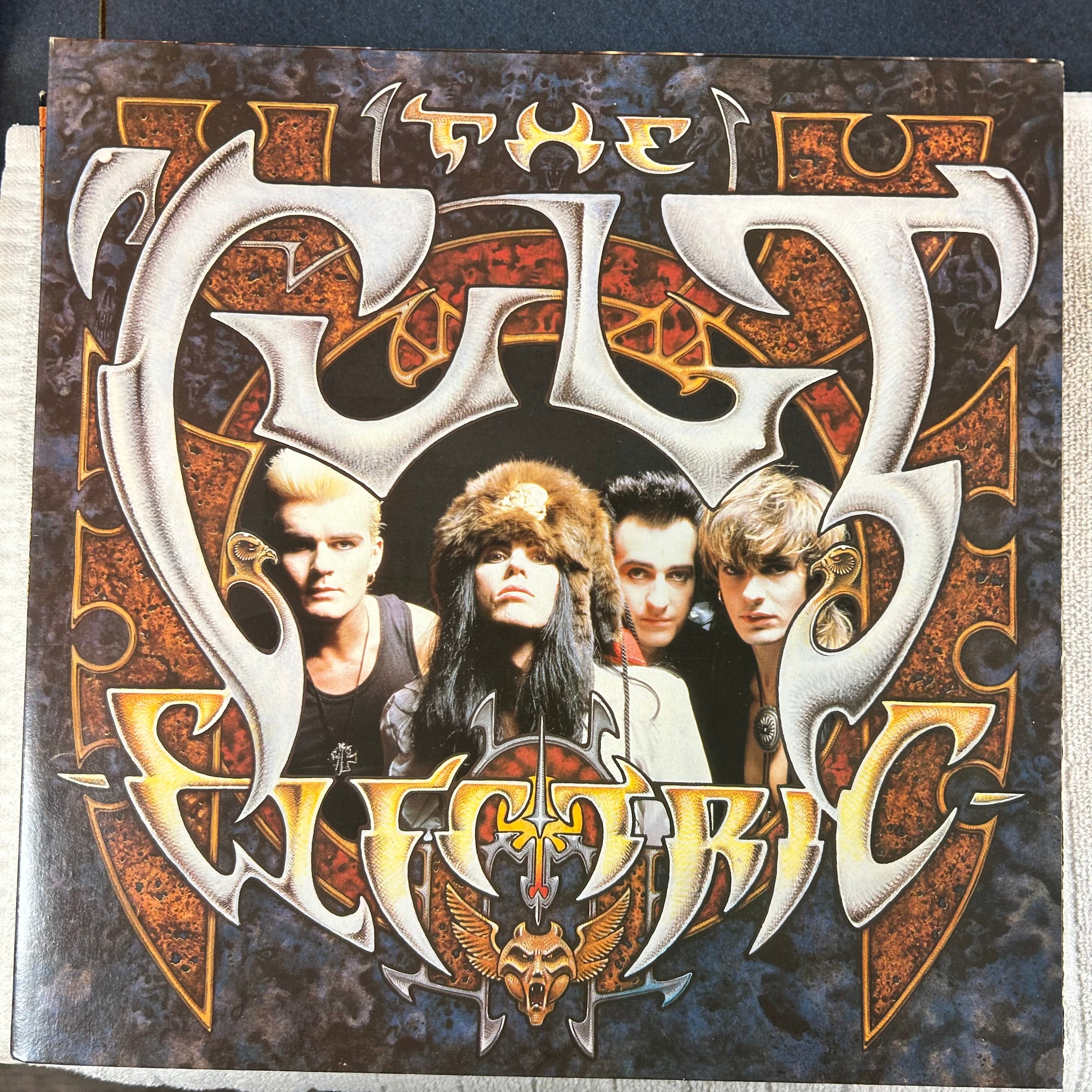CULT = ELECTRIC (CDN 1987) (USED)