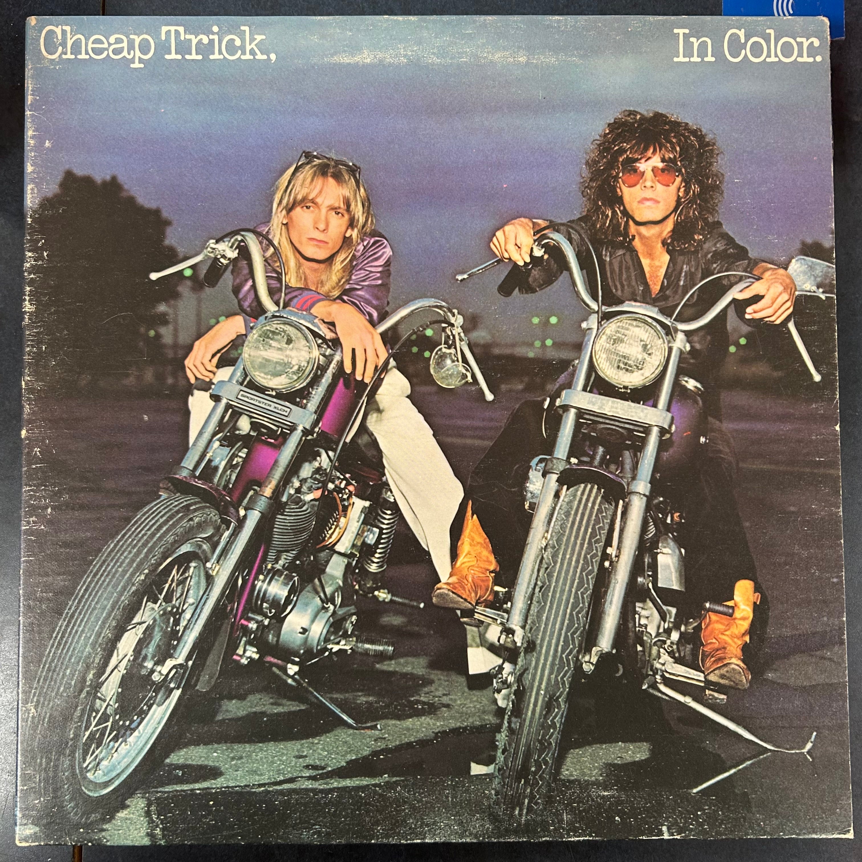 CHEAP TRICK = IN COLOR. (CDN 1977) (USED)