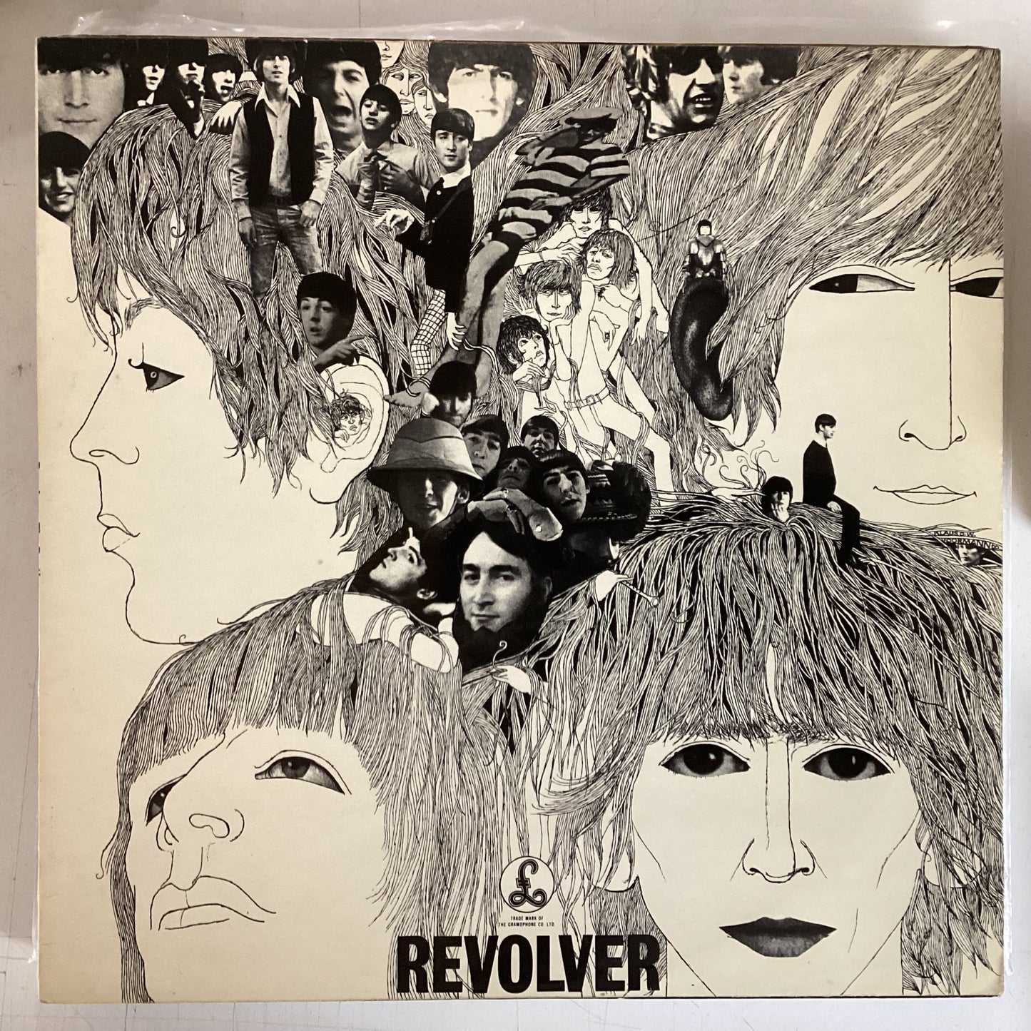 BEATLES = REVOLVER (UK 1973 REISSUE) (USED)