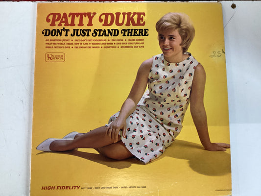 DUKE, PATTY = DON’T JUST STAND THERE (USA 1965) (USED)