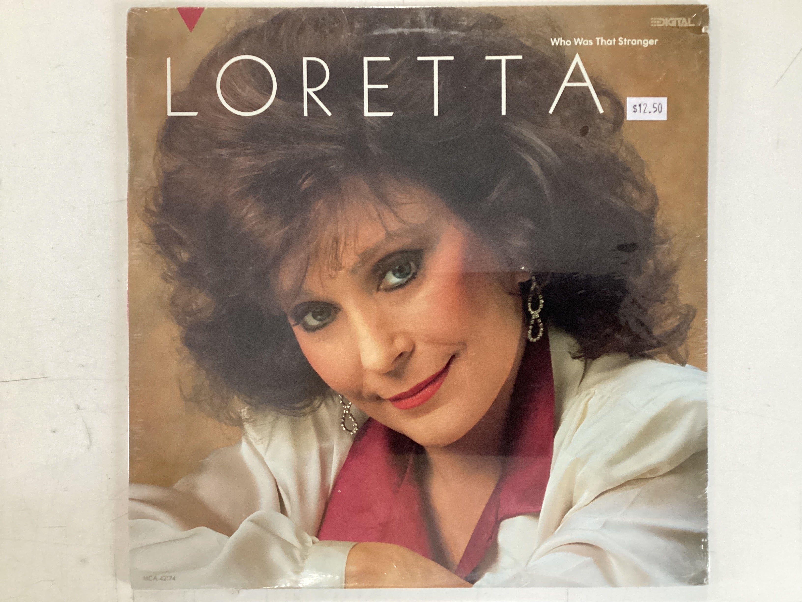 LYNN, LORETTA = WHO WAS THAT STRANGER (CDA 1988) (USED)