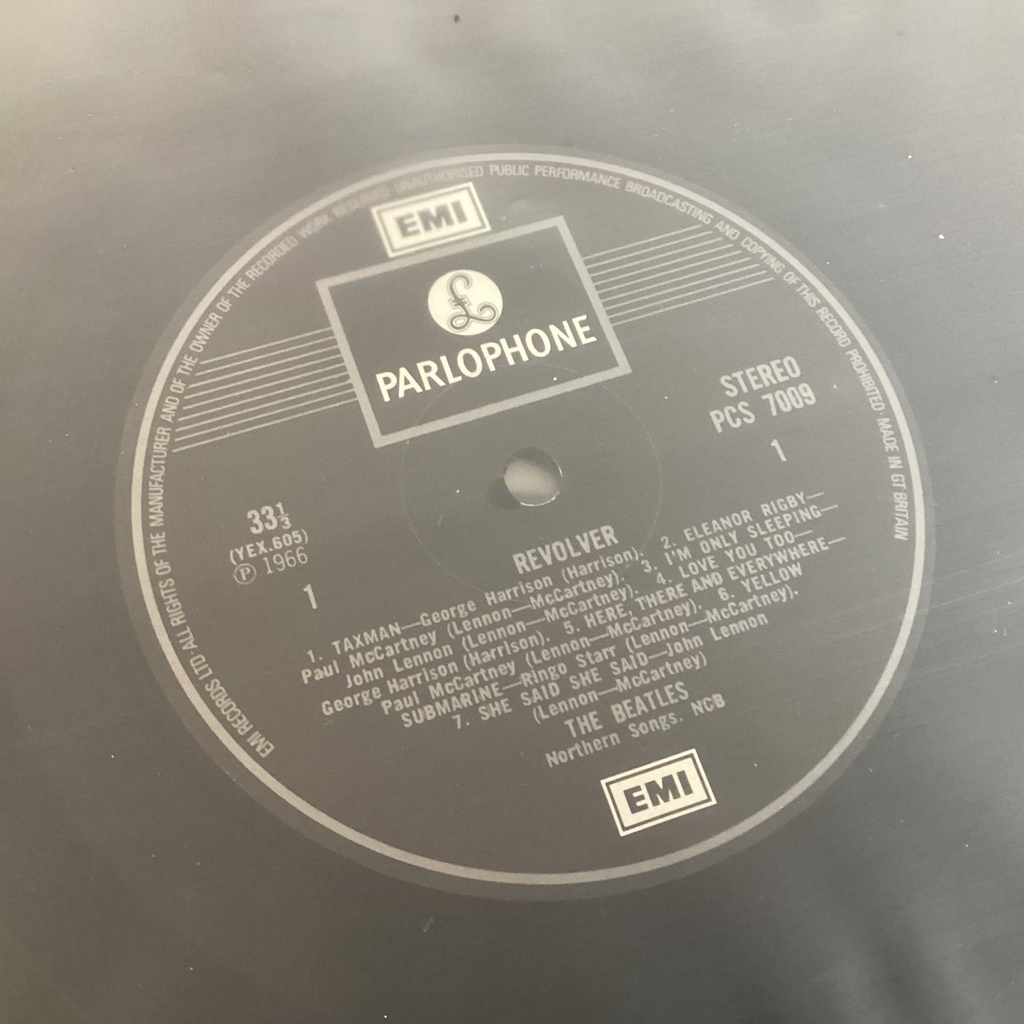 BEATLES = REVOLVER (UK 1973 REISSUE) (USED)