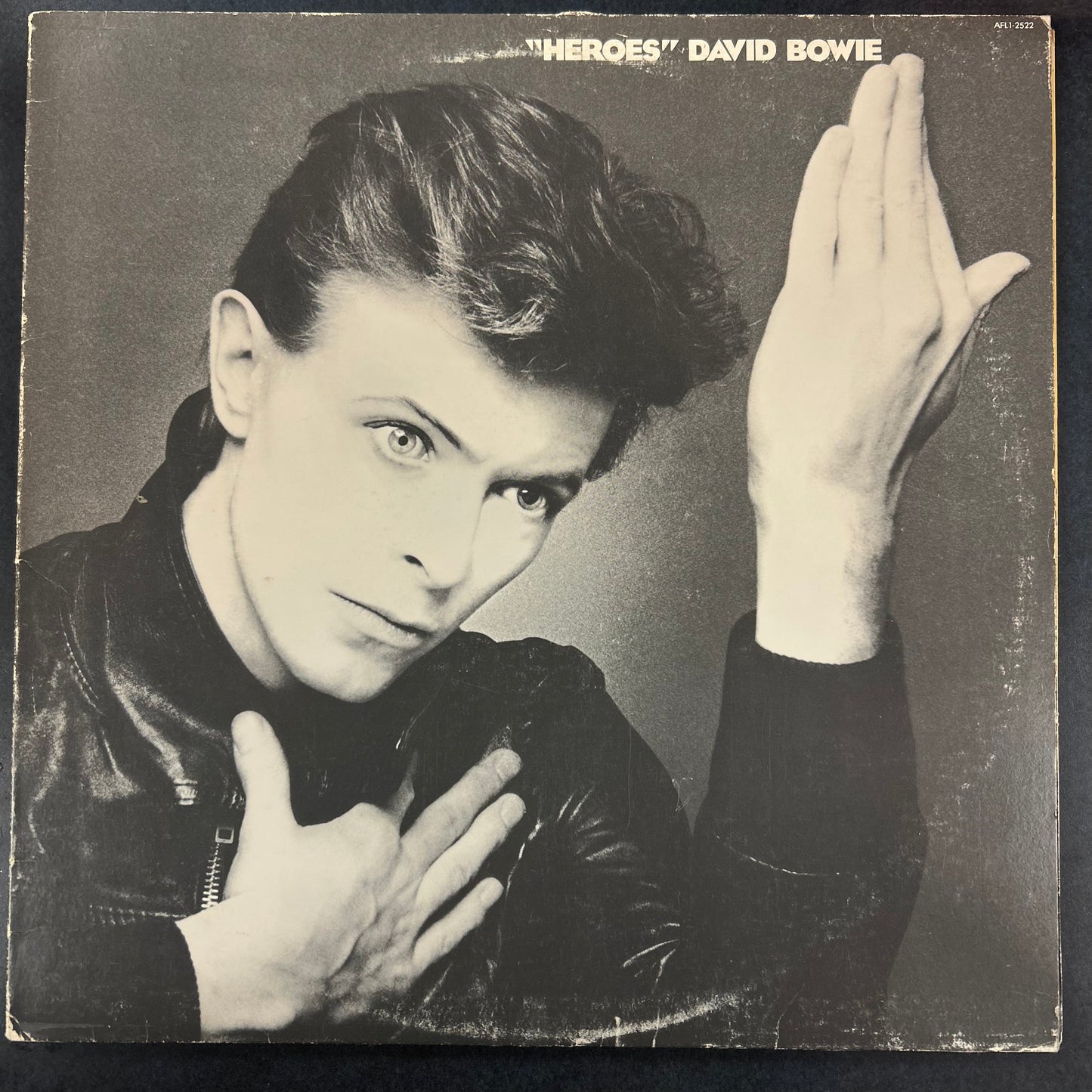 BOWIE, DAVID = HEROES (CDN 1977) (USED)