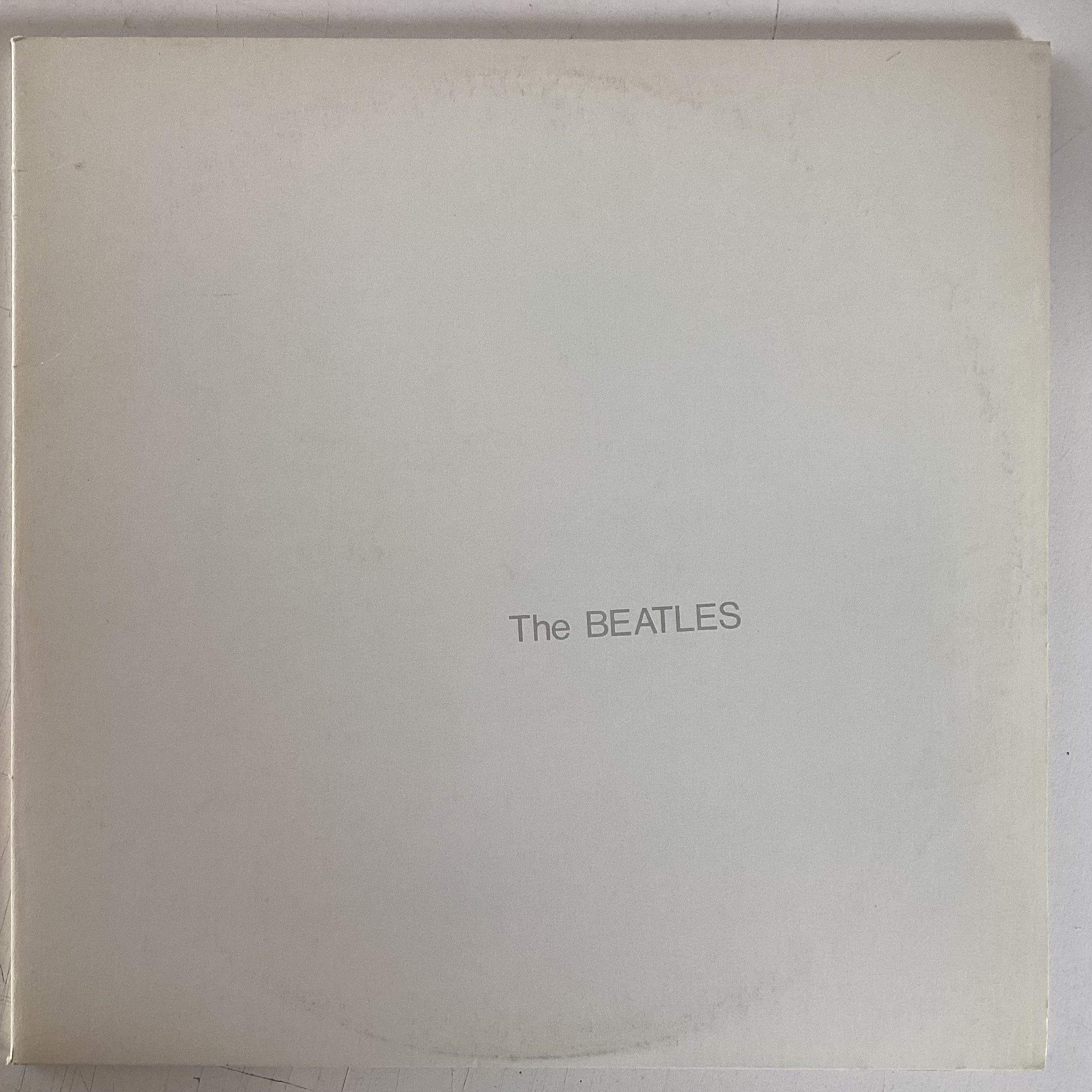 BEATLES = WHITE ALBUM [RETRO RAINBOW] (CDN 1984 REISSUE) (USED)