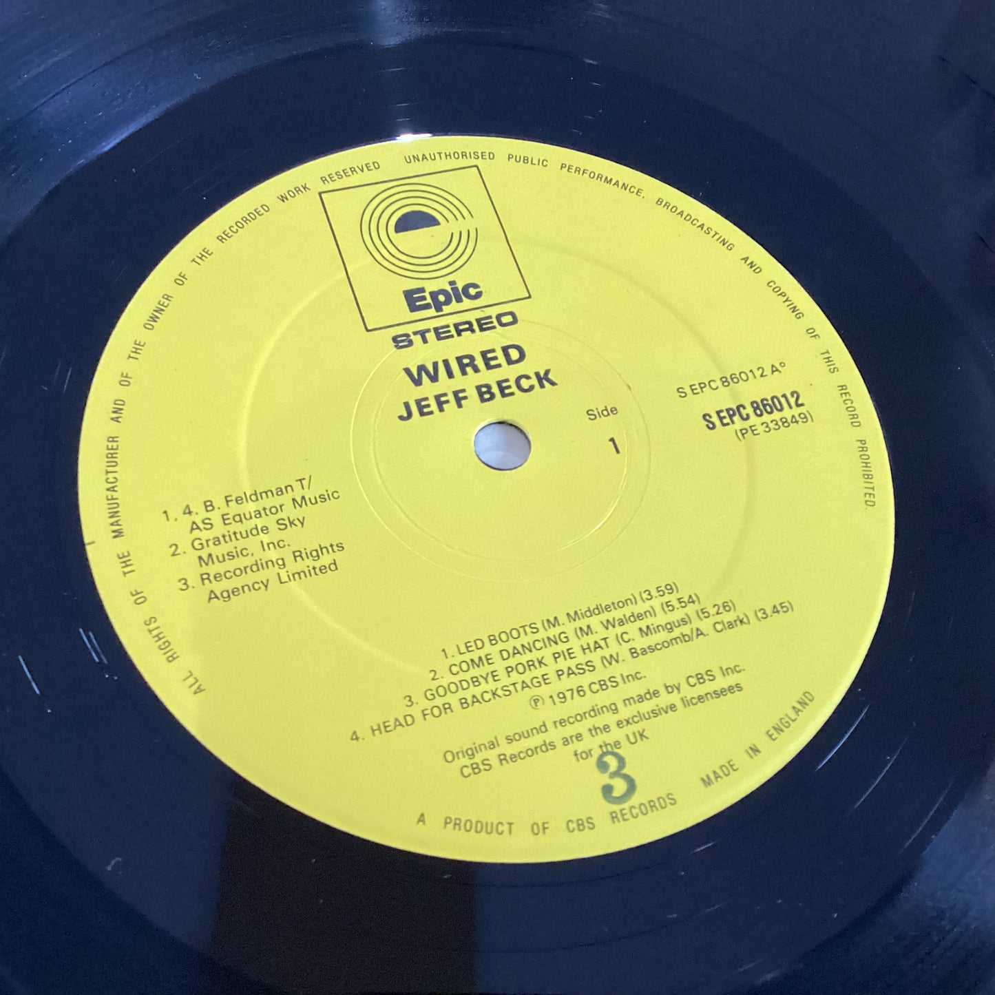 BECK, JEFF = WIRED (UK 1976) (USED)