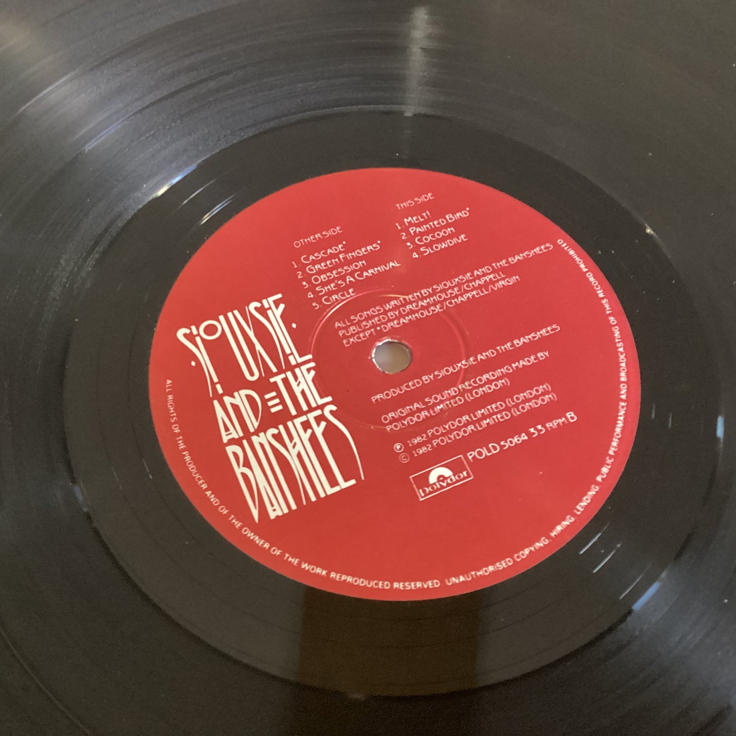 SIOUXSIE AND THE BANSHEES = KISS IN THE DREAMHOUSE (UK 1982) (USED)