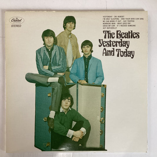 BEATLES = YESTERDAY AND TODAY [RETRO RAINBOW] (CDN 1983 REISSUE) (USED)