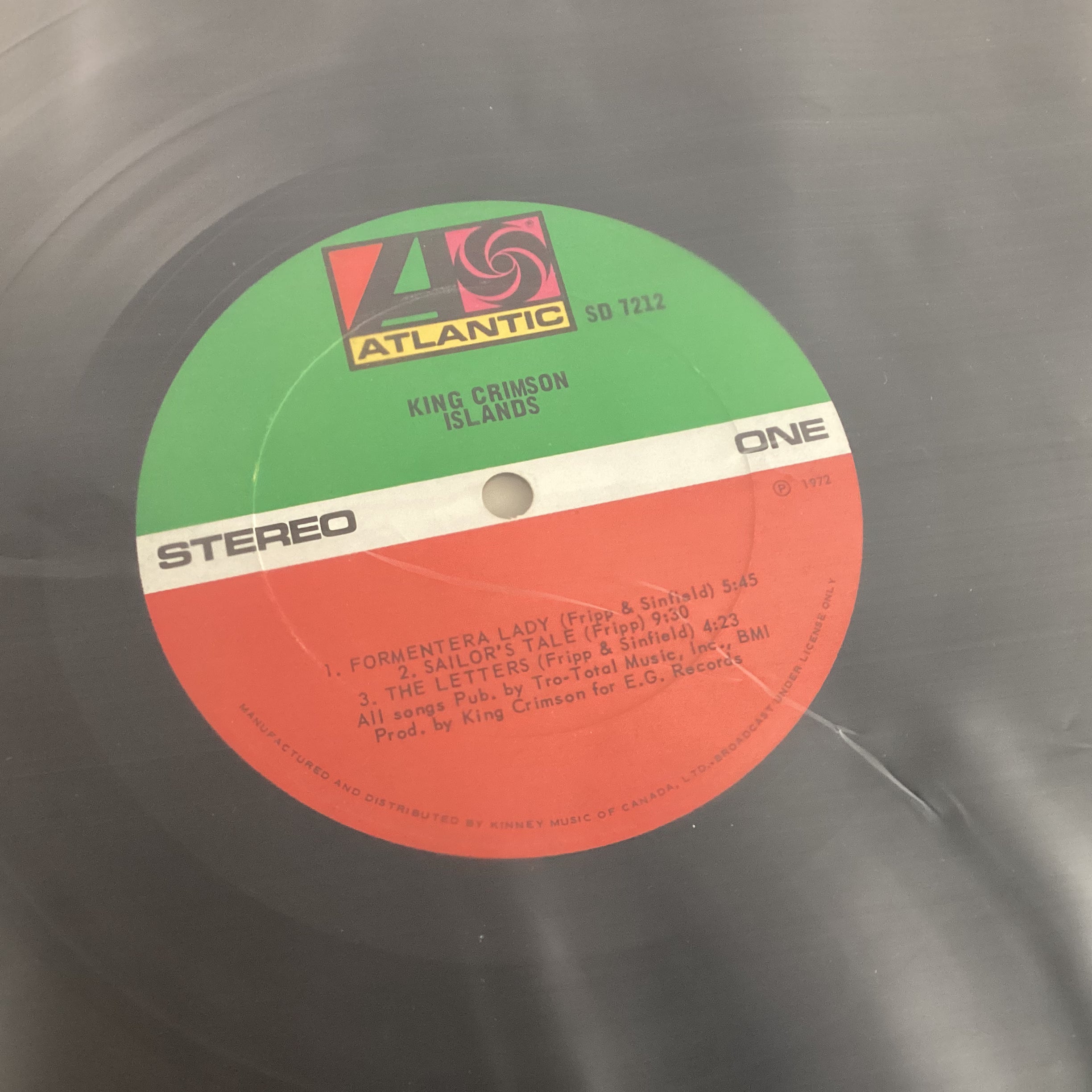 KING CRIMSON = ISLANDS (CDN 1971) (USED)