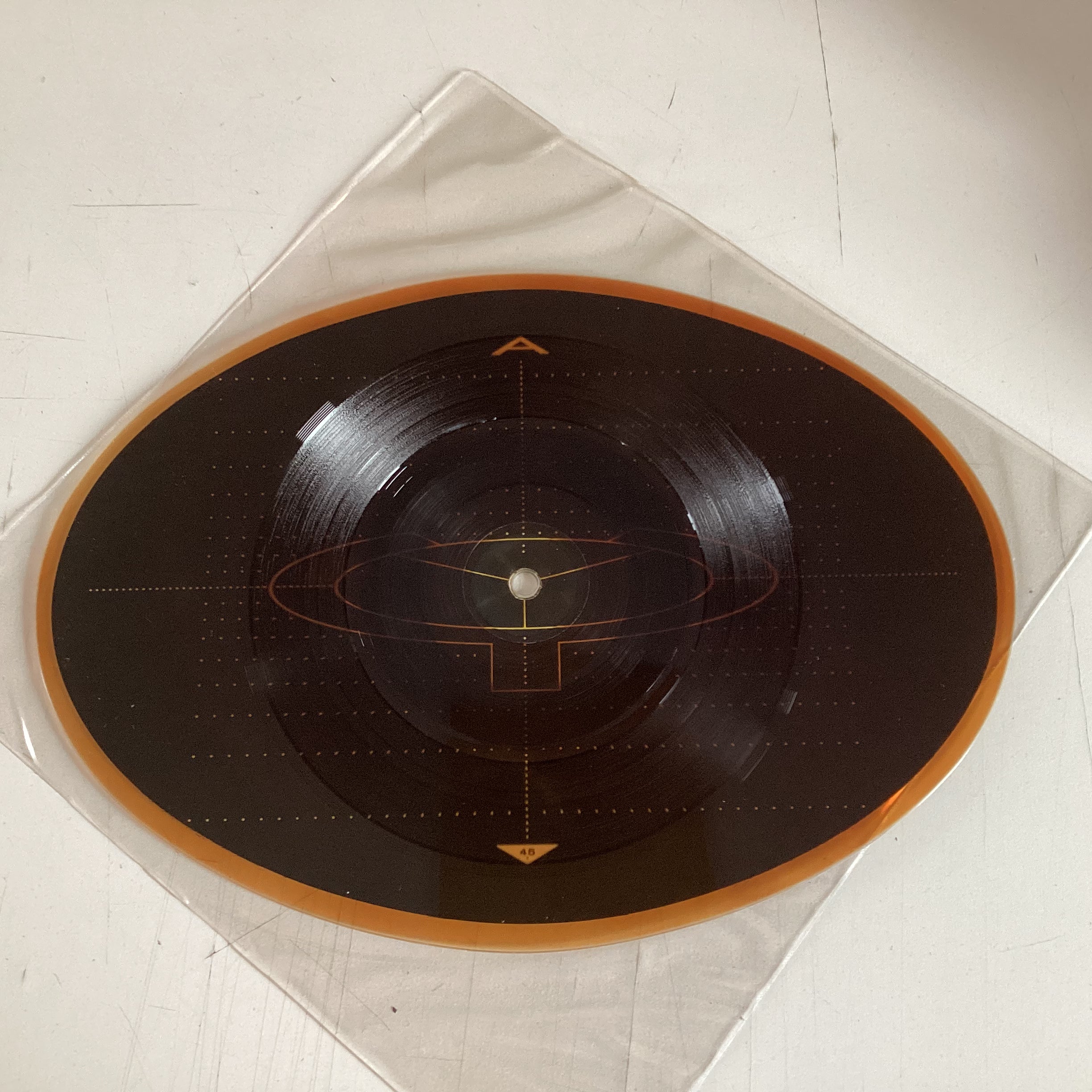 YES = OWNER OF A LONELY HEART (7 IN./PD) (UK 1983) (USED)
