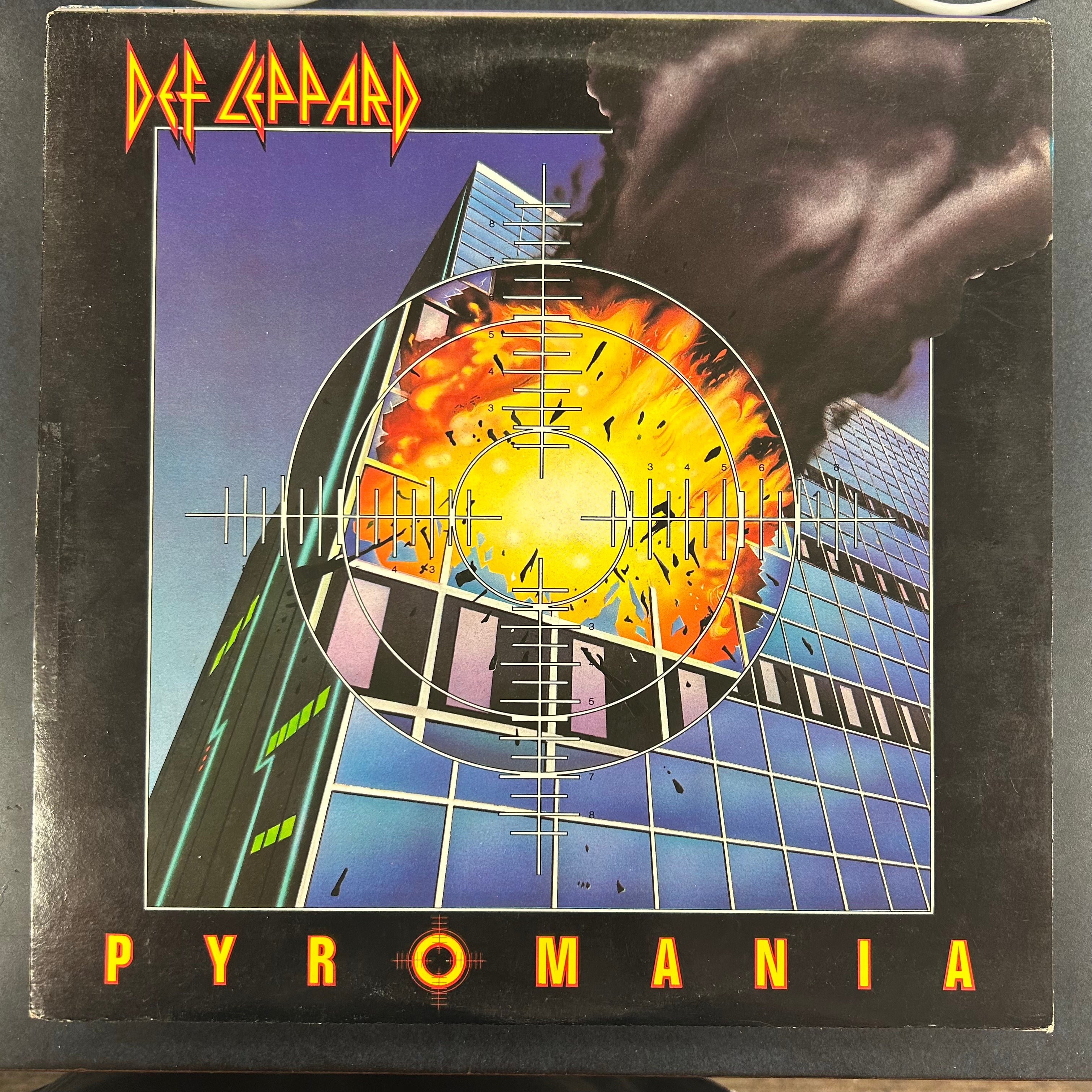 DEF LEPPARD = PYROMANIA (CDN 1983) (USED)