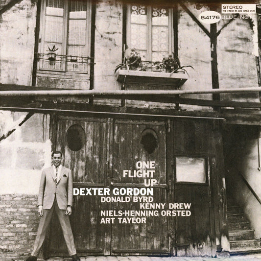 GORDON, DEXTER = ONE FLIGHT UP